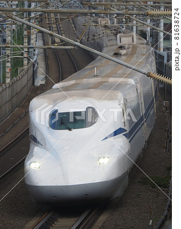 新幹線N700S J8編成 山科付近にて 新幹線N700S J8編成 山科付近にて 81638724