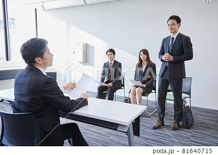 面接　採用　企業　中途採用　リクルート　報告 経歴　アピール　 81640715