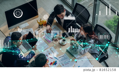 Creative visual of business data analyzing technology Creative visual of business data analyzing technology 81652158