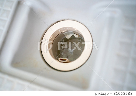 お風呂の排水口 81655538