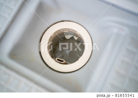 お風呂の排水口 81655541