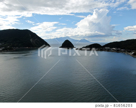 宇土半島の三角浦の上空から 宇土半島の三角浦の上空から 81656203