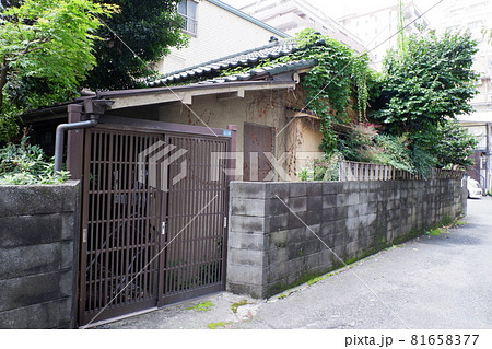 放置された家 81658377