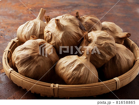 黒にんにく 81658865