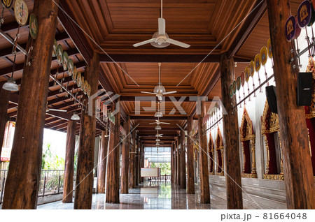 Wat Paknam Bhasicharoen Stupa is a royal temple located in Phasi Charoen district in Bangkok 81664048
