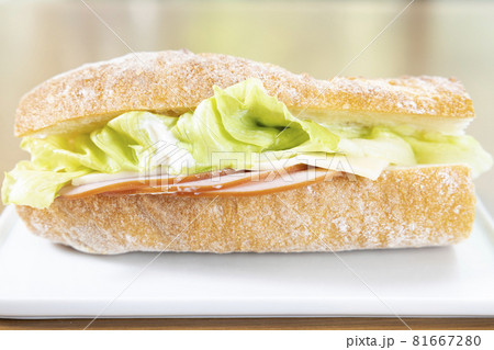 美味しいフランスパンサンドイッチ 美味しいフランスパンサンドイッチ 81667280