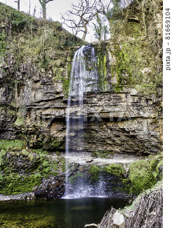 Henrhyd Falls (Sgwd Henrhyd) - Brecon Beacons National Park, Wales, United Kingdom 81669104