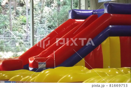 夏だ!ウォータースライダーだ! 〜Water Slide 夏だ!ウォータースライダーだ! 〜Water Slide 81669753