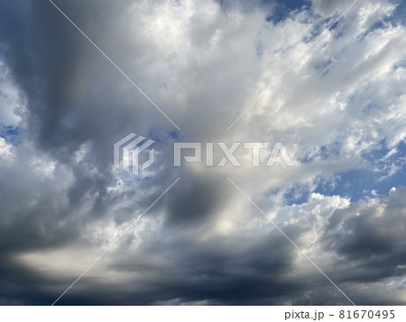 雲 雲 81670495