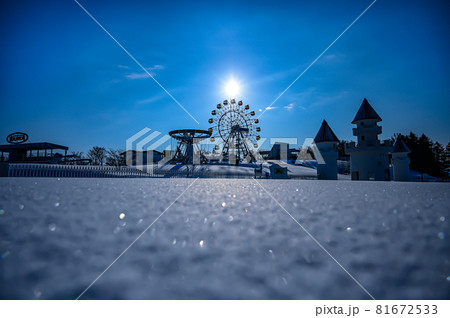 氷の遊園地 氷の遊園地 81672533