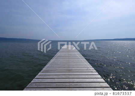 新潟　佐渡　佐和田海岸　あめやの桟橋 81673537