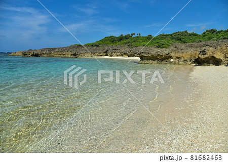 宮古島イムギャーコーラルビーチの美しい海の風景 81682463