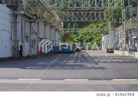 とある工場の風景 81682968