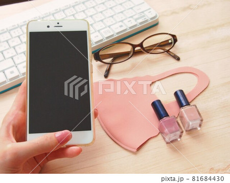 ビジネスデスクイメージ ビジネスデスクイメージ 81684430