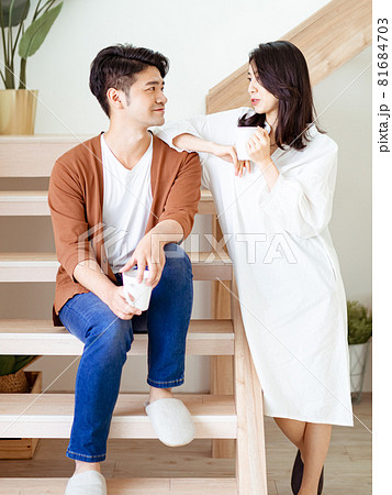 男 男の人 男性 81684703