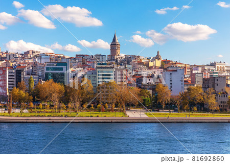 Istanbul Galata Tower over the Golden Horn, Turkey 81692860
