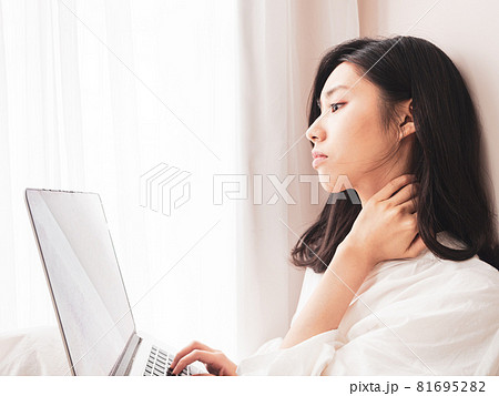女性 女の人 女 81695282