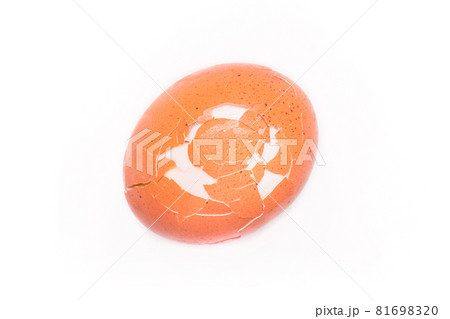 Broken, cracked boiled chicken egg isolated on white background, close-up Broken, cracked boiled chicken egg isolated on white background, close-up 81698320