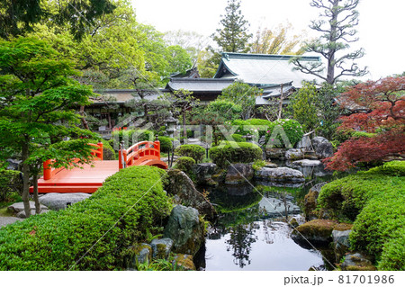 庭園 大井神社(静岡県島田市大井町) 大井川の恩恵に感謝し水害の無いことを祈って建立された神社 庭園 大井神社(静岡県島田市大井町) 大井川の恩恵に感謝し水害の無いことを祈って建立された神社 81701986