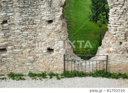 Ruins of roman villa Grottoes of Catullus in sirmione at lake garda in itlay 81703530