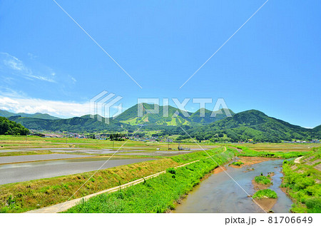 樽川橋／樽川より高社山方面を望む(長野県木島平村)【2020.5】 81706649
