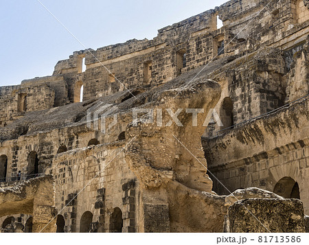 チュニジア・エルジェムの円形闘技場 Amphitheatre of El Jem, Tunisia 81713586