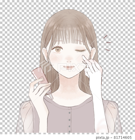 一個女人用眼霜來滋潤 81714605
