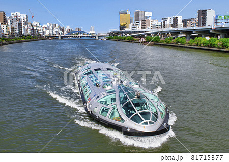 東京クルーズ　ヒミコ　隅田川　厩橋（うまやばし）にて　 81715377