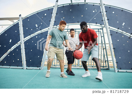 Teaching Sons To Play Basketball Teaching Sons To Play Basketball 81718729