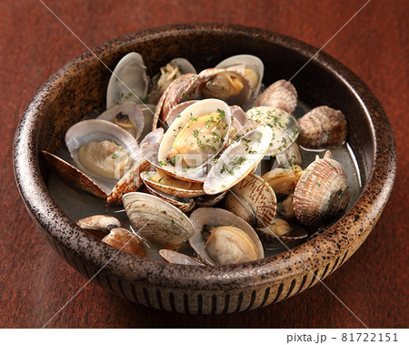 アサリの酒蒸し　ワイン蒸し 81722151