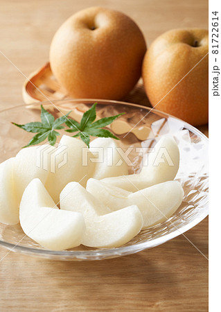 カットされた梨（豊水） 81722614