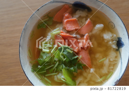 鮭茶漬け 鮭茶漬け 81722819