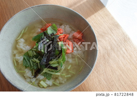 鮭茶漬け 鮭茶漬け 81722848