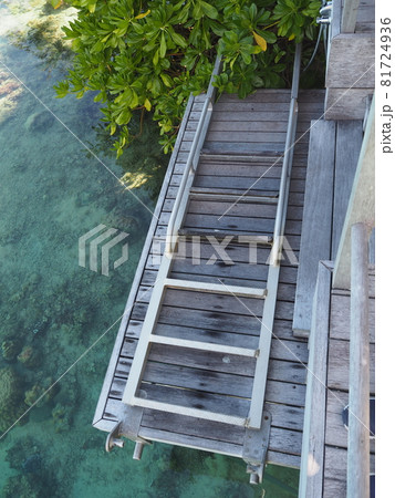 水上コテージ 81724936