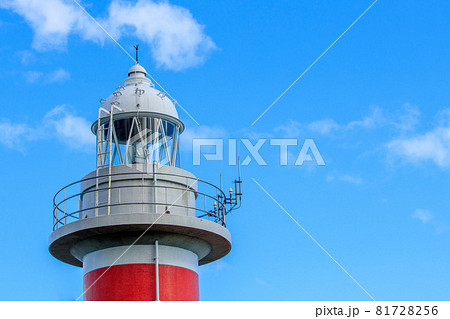 目梨郡羅臼町　クジラの見える丘公園の灯台 81728256
