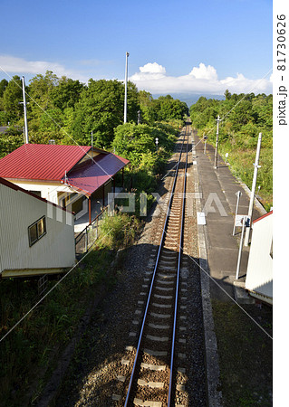 初秋の北海道七飯町で池田園駅の風景を撮影 81730626