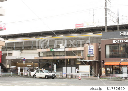 JR本八幡駅　駅前　広場 81732640