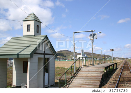富良野線 鹿討駅（1） 81738786