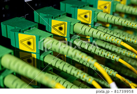 光通信・データセンターのコンセプトイメージ 81739958