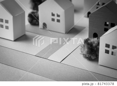 不動産色々 建築物と公道 袋地や変形地 接道義務 不動産色々 建築物と公道 袋地や変形地 接道義務 81743378