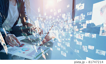 ソーシャルメディア　SNS 81747214