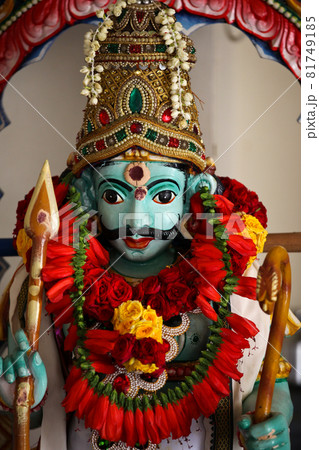 Sculpture, architecture and symbols of Hinduism and Buddhism Sculpture, architecture and symbols of Hinduism and Buddhism 81749185