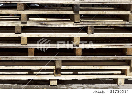 Elements of wooden pallets for loading and unloading cargo 81750514