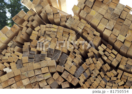 Sawn wooden boards and bars in a pack in stock Sawn wooden boards and bars in a pack in stock 81750554