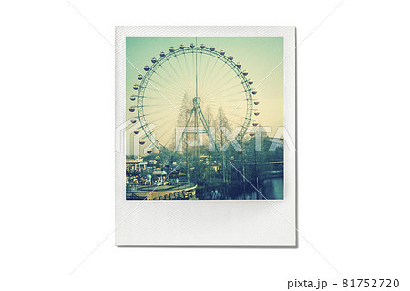 ポラロイド写真 81752720