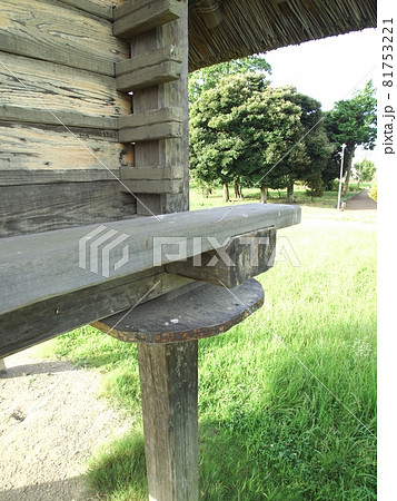 ＜登呂遺跡＞高床式倉庫のねずみ返し 81753221