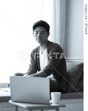 男 男の人 男性 81758942