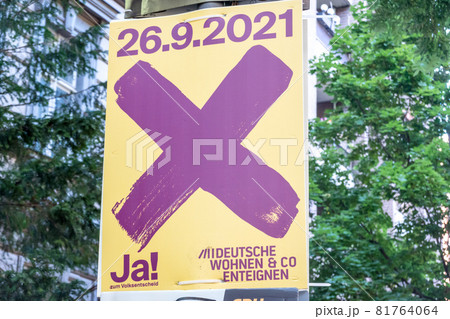 Campaign poster Ja! zum Volksentscheid, German for Yes to the referendum, for the referendum "Expropriate Deutsche Wohnen and Co." in August 2021 81764064