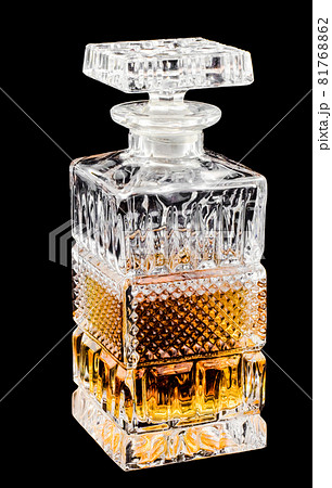 Decanter over black 81768862
