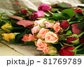 バラ　薔薇　花　花束　植物　Flower　 81769789